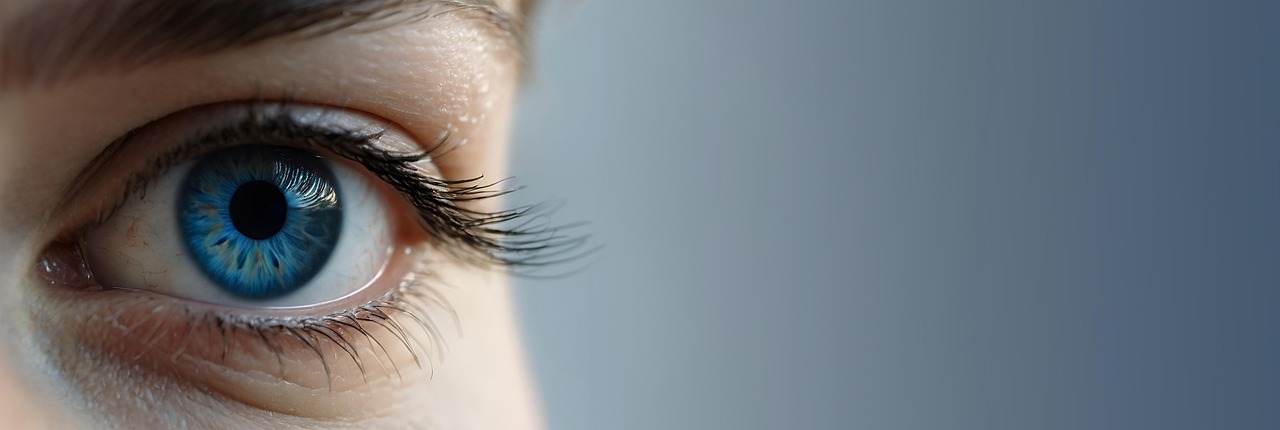 découvrez la perception, le processus par lequel notre cerveau interprète les informations sensorielles pour comprendre le monde qui nous entoure.