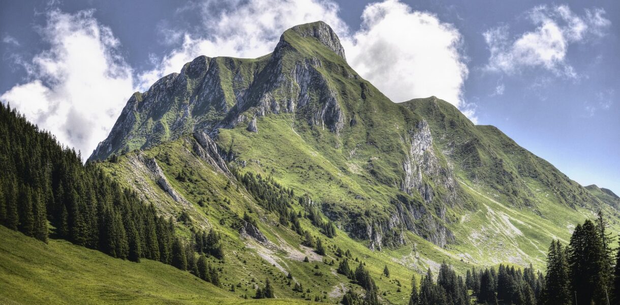 découvrez les meilleures destinations, conseils de voyage et activités incontournables pour vos prochaines aventures touristiques.