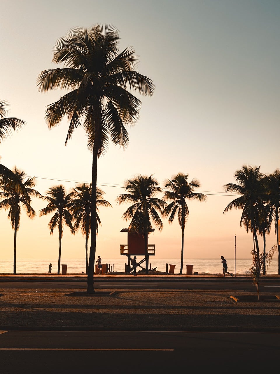 découvrez les meilleures destinations et activités pour un tourisme estival inoubliable. profitez du soleil, de la plage et des expériences culturelles lors de vos vacances d'été.