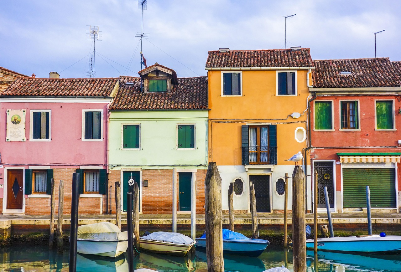 découvrez comment voyager à venise sans vous ruiner : astuces, bons plans et conseils pour un séjour économique dans la ville des amoureux.